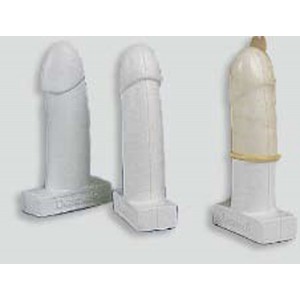 http://www.yuantech.de/187-248-thickbox/un-b6-male-condom-model-large-middle-small-3pcs.jpg